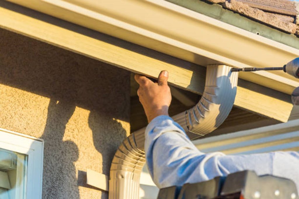 Eavestrough vs Gutter: What's the Difference and Which is Better?