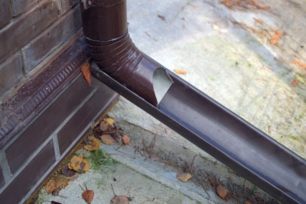 5 Reasons a Downspout Extender is Important for Your Home